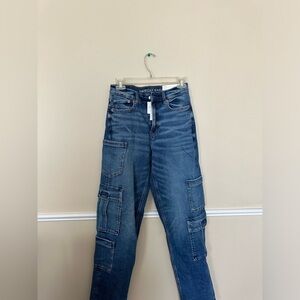 NWT American Eagle Super High Rise Baggy Straight Jeans, Size 2 Regular